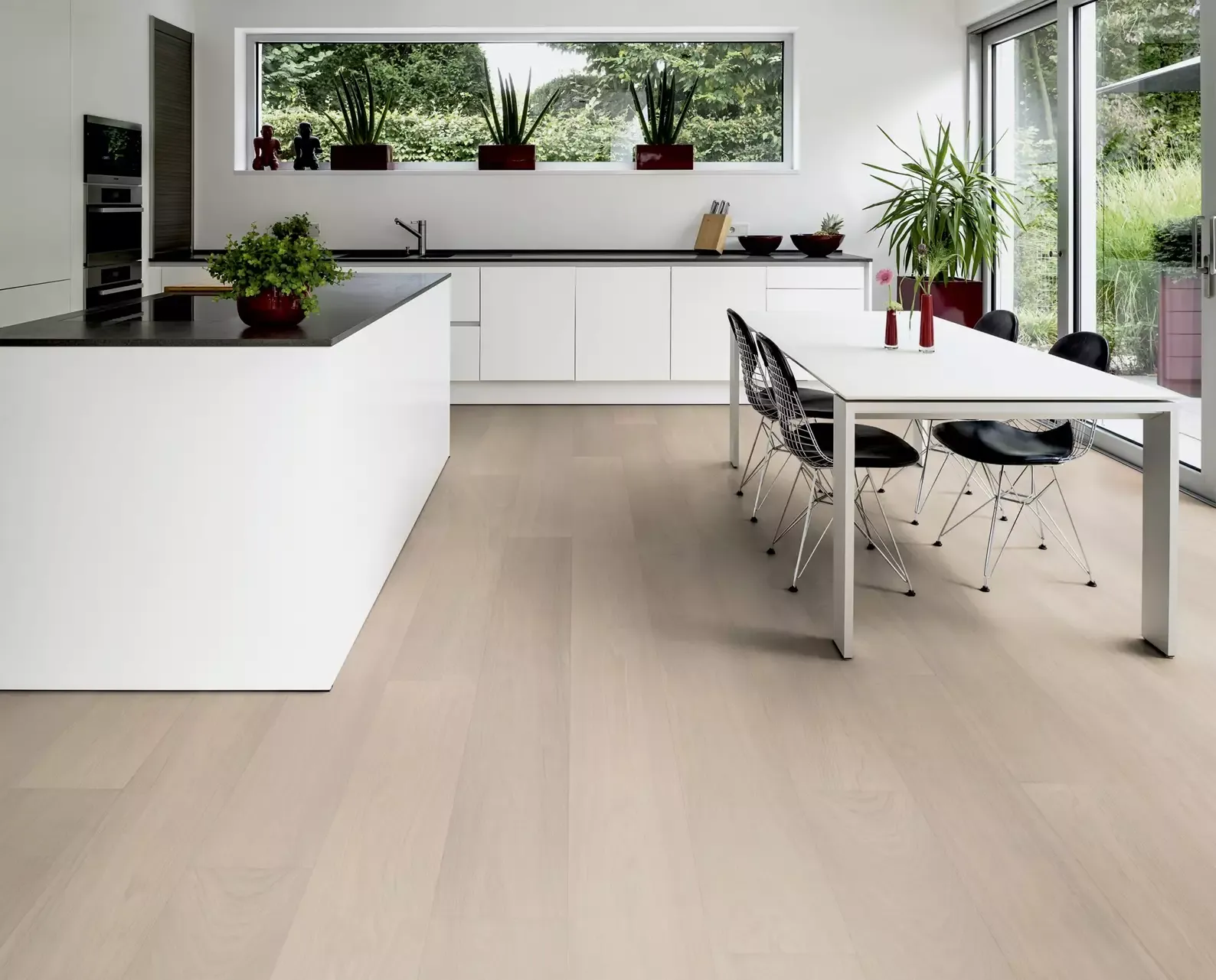 Hywood Sejar Una bucatarie