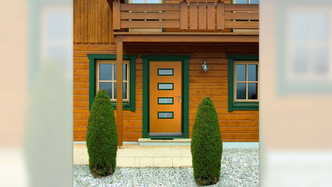 Ușă de exterior din lemn Jota cu sticlă satinată - Kulttur București