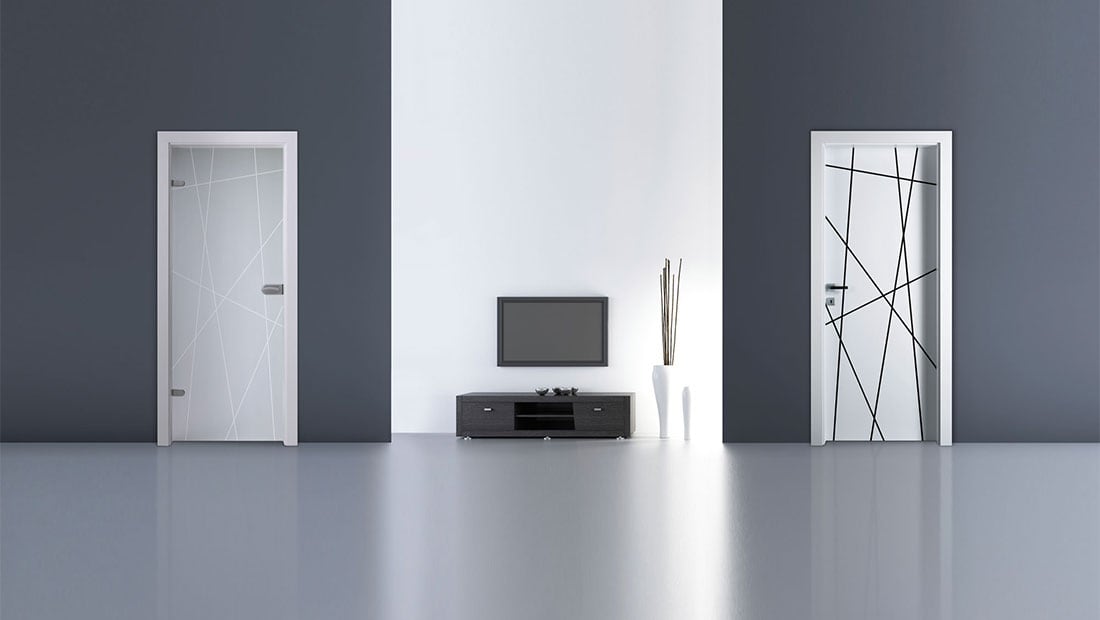 Usi interior albe, vopsite