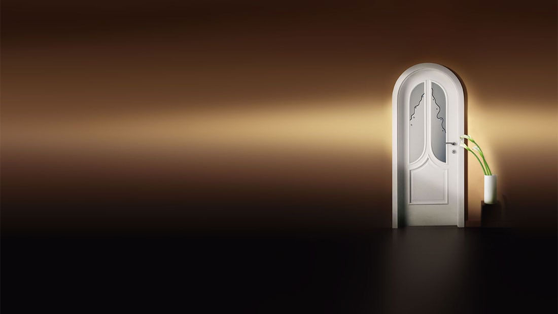 Usa model Turkis cu decupaje de sticla pe rotund