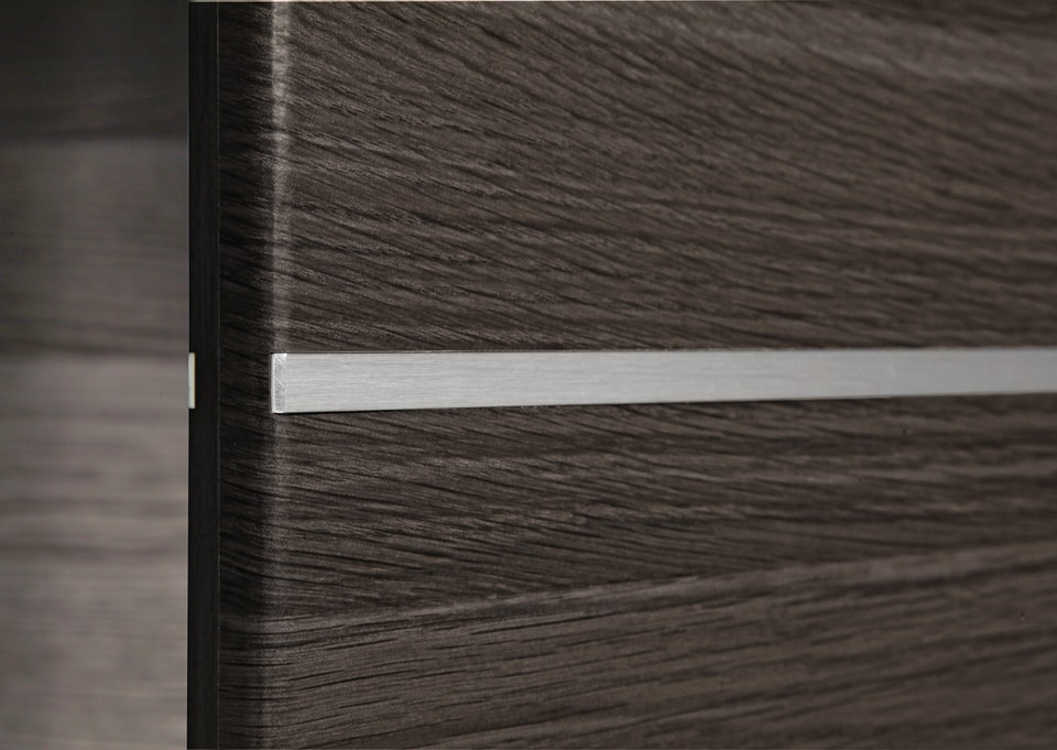 Usa de interior laminata Luana metal CPL